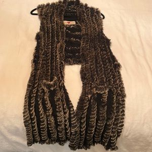 Fur vest